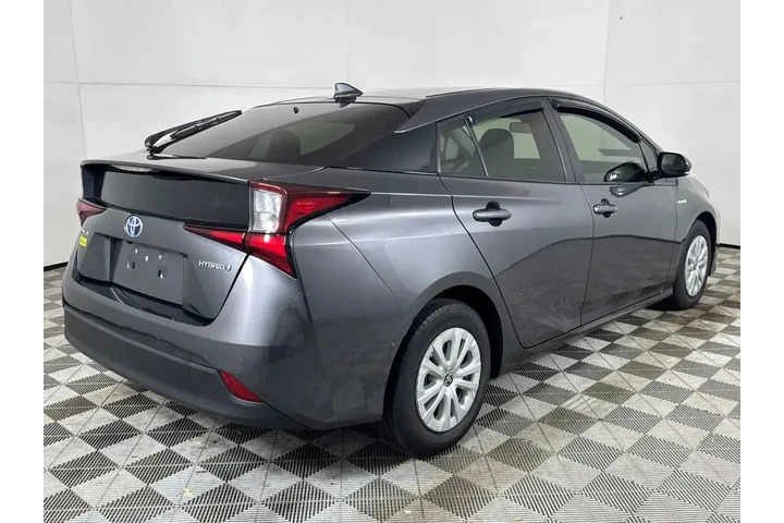 $19900 : Toyota Prius 2019 L Eco 4dr image 3