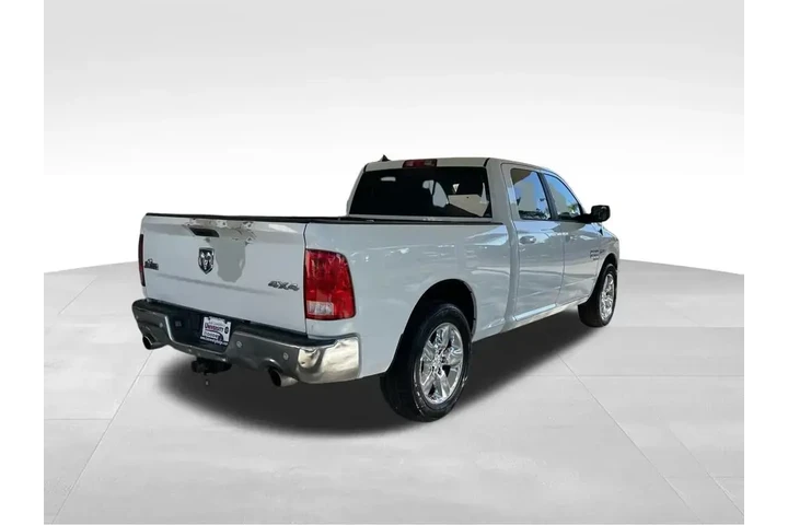 $17743 : Ram 1500 Classic 2019 4x2 Bi image 3