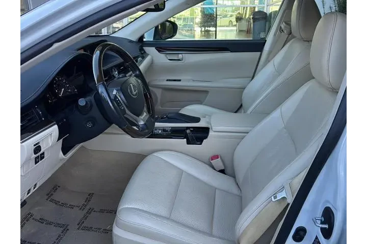 $19950 : Lexus ES 350 2015 4dr Sedan image 8