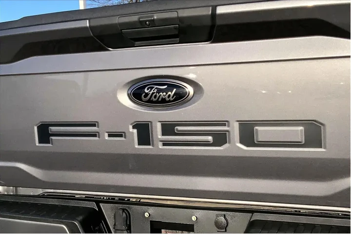 $33055 : Ford F-150 2022 4x4 Platinum image 9