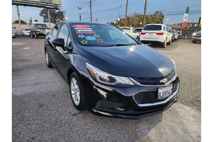 $8999 : 2017 Cruze LT Auto image 1