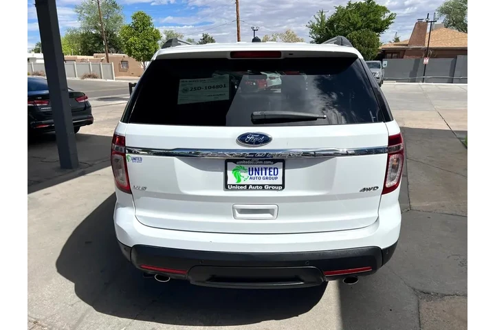2015 Explorer XLT 4WD image 6