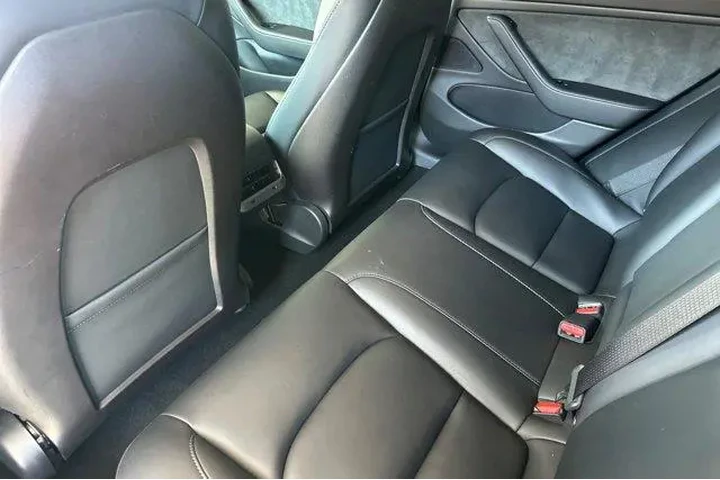 $26900 : Tesla Model 3 2020 AWD Long image 7