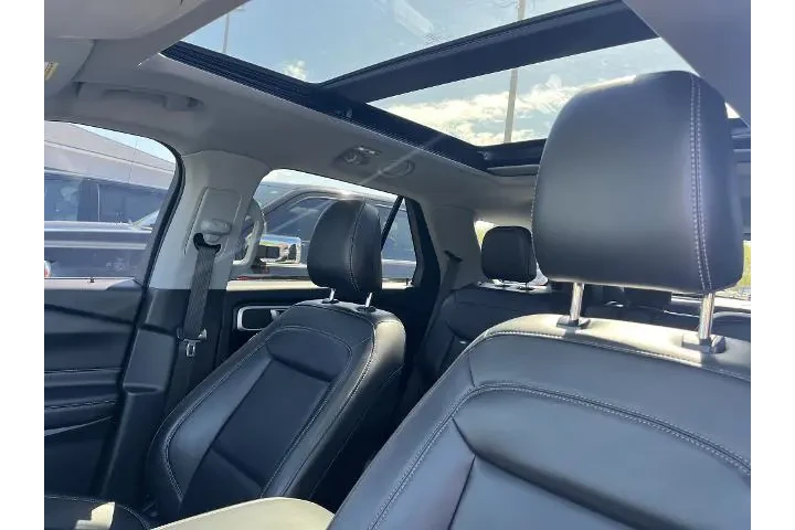$32687 : Ford Explorer 2022 AWD XLT 4 image 5