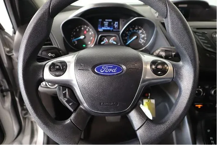 $12451 : Ford Escape 2016 S 4dr SUV image 3