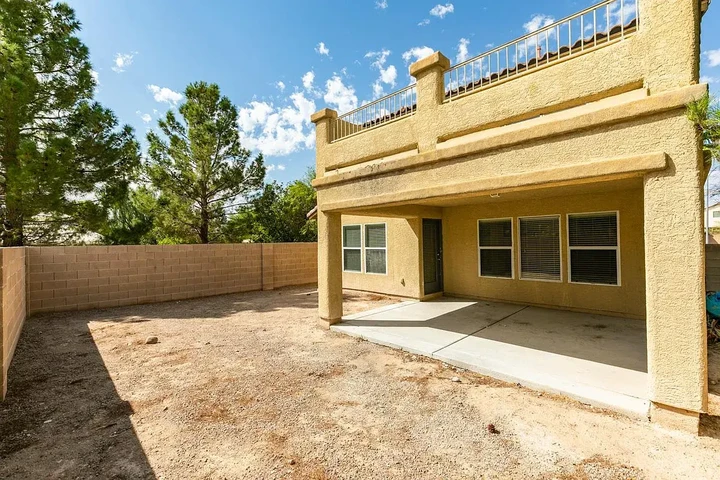 $1400 : North Las Vegas - Listo image 7