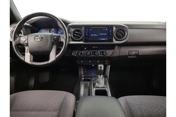 $31998 : Toyota Tacoma 2017 4x4 TRD S image 9