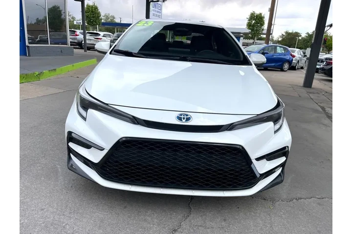 2023 Corolla SE Nightshade 4D image 2