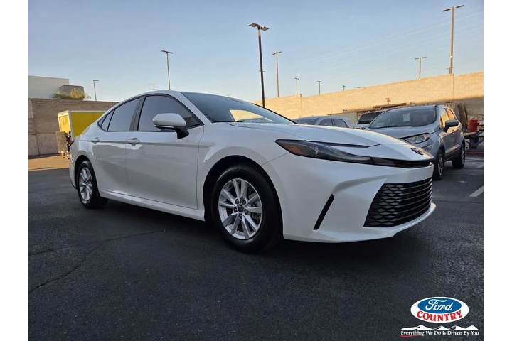 $31995 : Toyota Camry 2025 SE 4dr Sed image 1