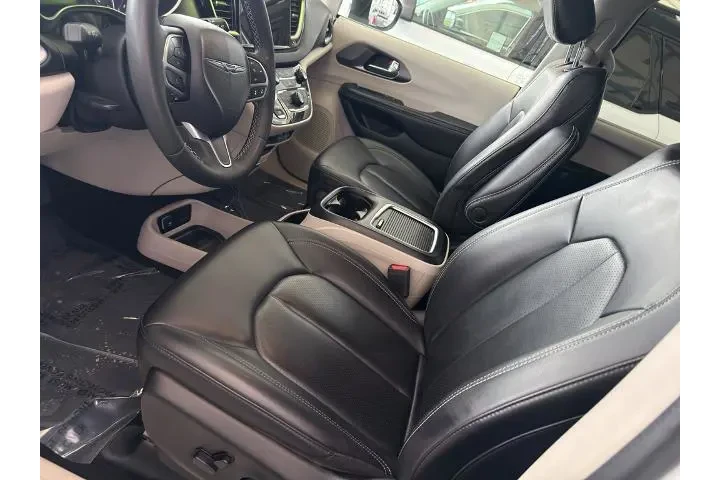 $26995 : Chrysler Pacifica 2023 Touri image 7