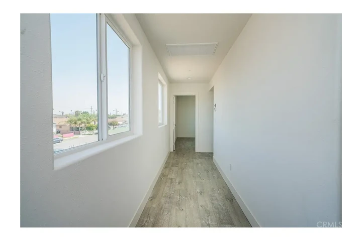 $3295 : Beautiful Home 3B/2B image 8
