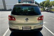 2010 Tiguan WOLFSBURG EDITION thumbnail