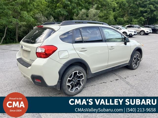 $16997 : PRE-OWNED 2016 SUBARU CROSSTR image 5