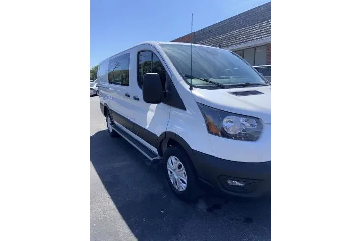$34500 : Ford Transit 2024 250 3dr SW image 3