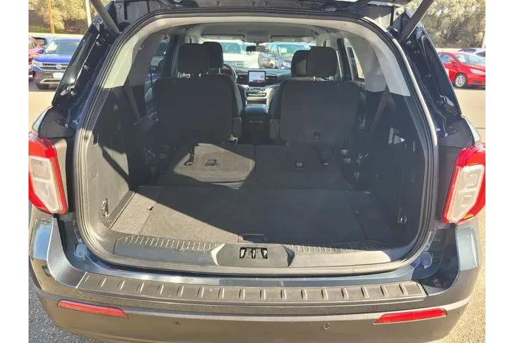 $29127 : Ford Explorer 2023 XLT 4dr S image 8