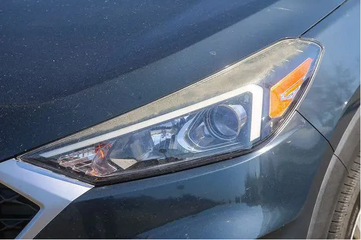 $11991 : Hyundai TUCSON 2019 AWD SE 4 image 8