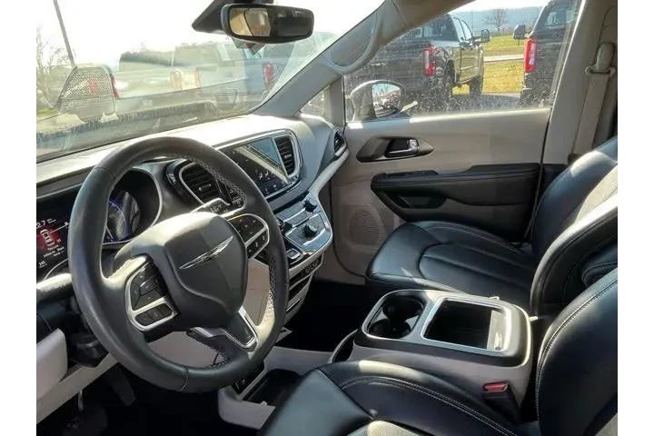 $21981 : Chrysler Pacifica 2023 Touri image 6