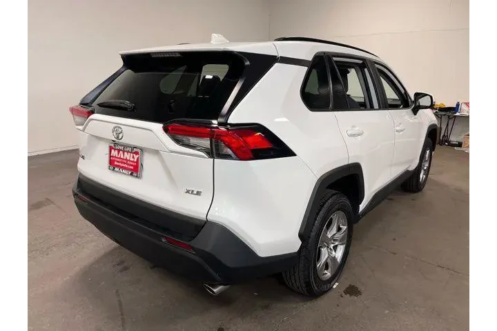 $29973 : Toyota RAV4 2024 XLE 4dr SUV image 4