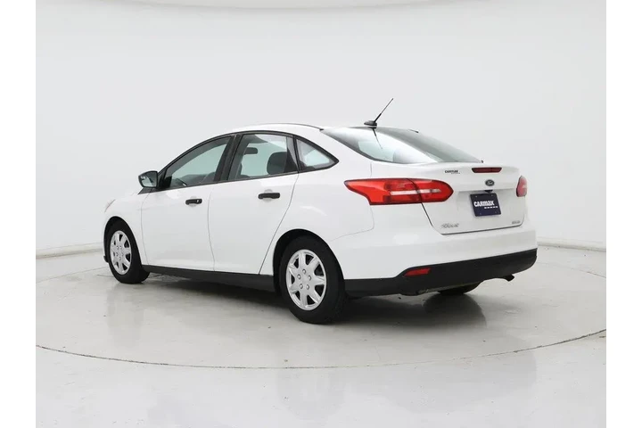 $12998 : Ford Focus 2015 S 4dr Sedan image 2