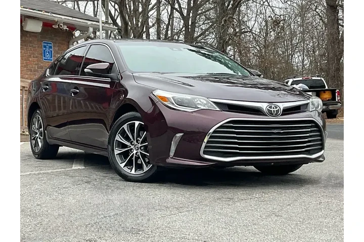 $19985 : Toyota Avalon 2018 XLE 4dr S image 3