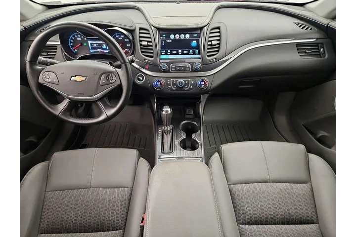 $20998 : Chevrolet Impala 2018 LT 4dr image 9