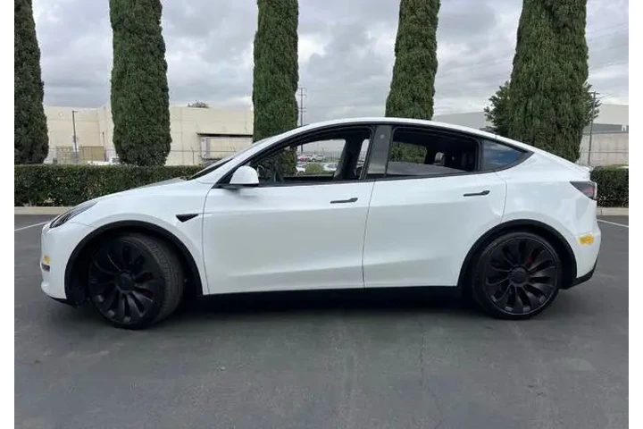 $31489 : Tesla Model Y 2022 AWD Perfo image 5