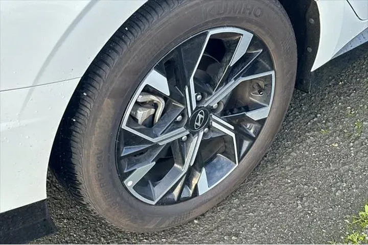 $21990 : Hyundai SONATA 2025 SEL 4dr image 6