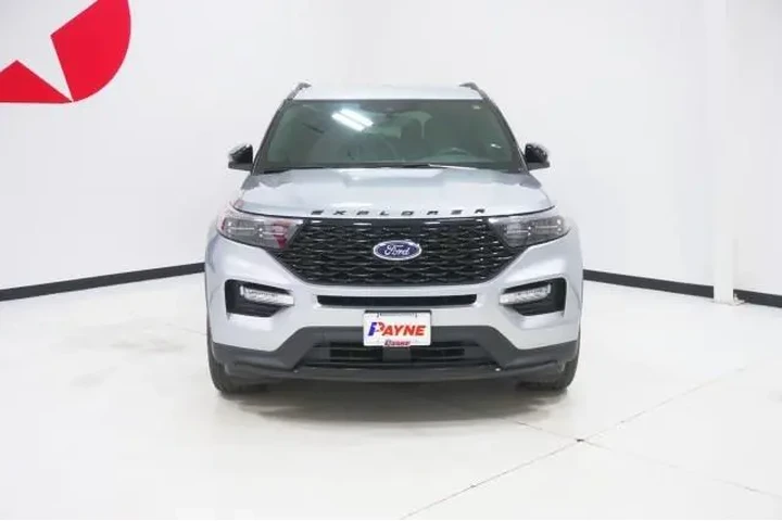 $32995 : Ford Explorer 2023 ST-Line 4 image 2