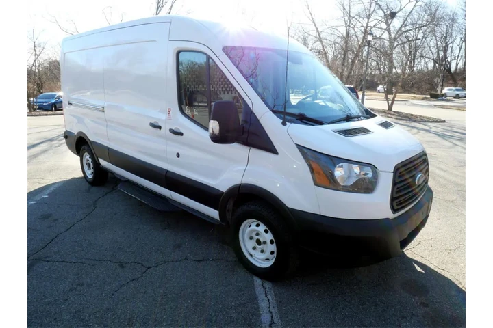 $17889 : 2019 Transit Van T-150 148" M image 6