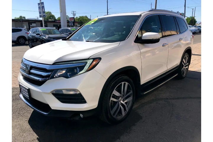 $17270 : 2016 Pilot Touring 4WD image 5
