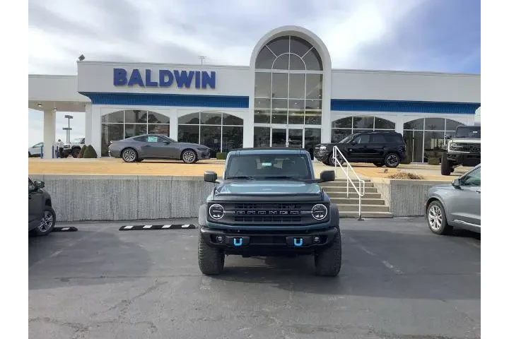 $39950 : Ford Bronco 2022 4x4 Base Ad image 2