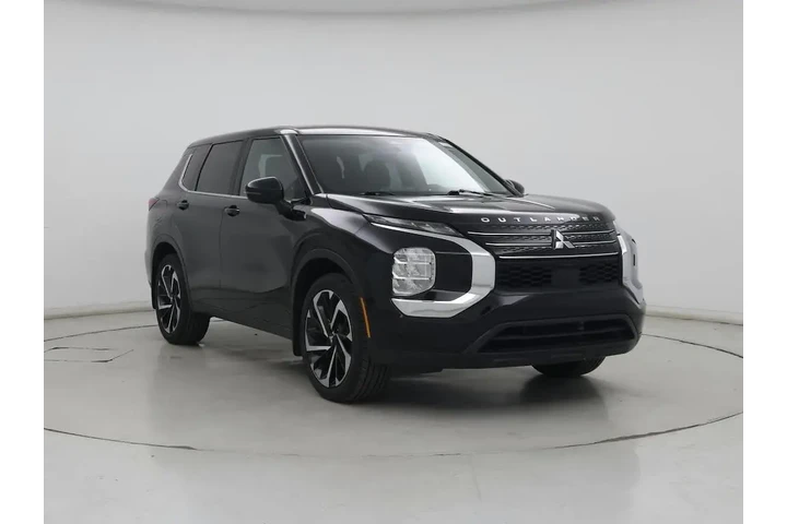 $23998 : Mitsubishi Outlander 2022 AW image 1