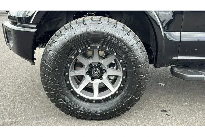 $28984 : Ford F-150 2017 4x4 Lariat 4 image 10