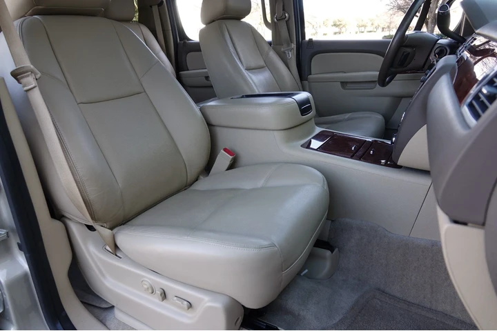 $20500 : 2014 Suburban 1500 LTZ image 8