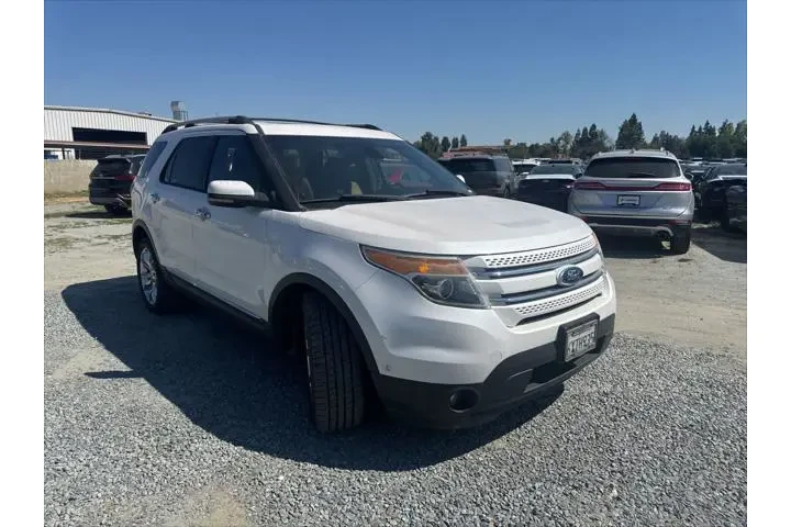 $10498 : Ford Explorer 2013 AWD Limit image 3