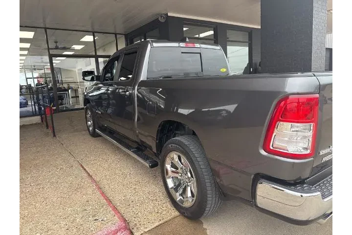$28820 : Ram 1500 2019 4x2 Big Horn 4 image 2
