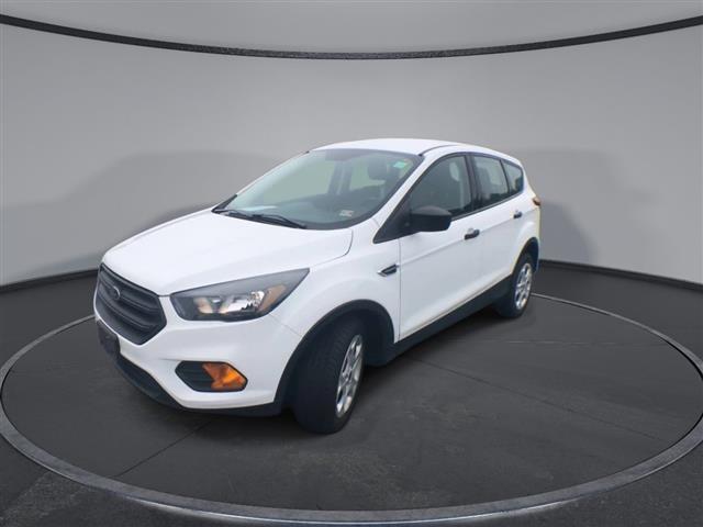 $12900 : PRE-OWNED 2019 FORD ESCAPE S image 4