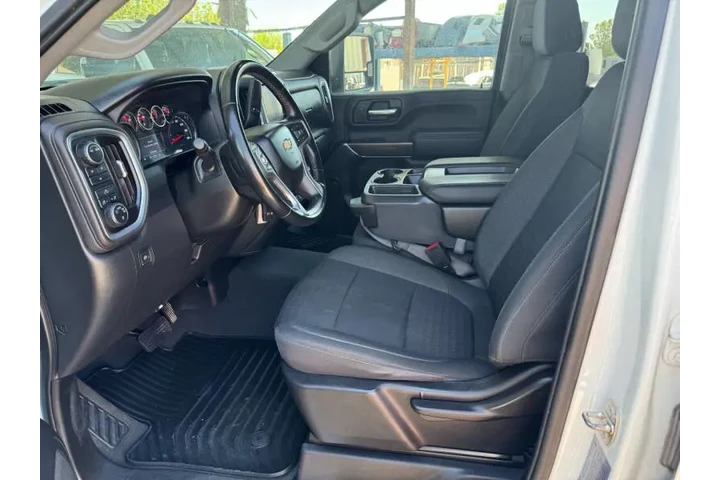 $49995 : 2023 Silverado 3500HD LT image 10