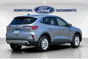 $18441 : Ford Escape 2022 AWD SE 4dr thumbnail