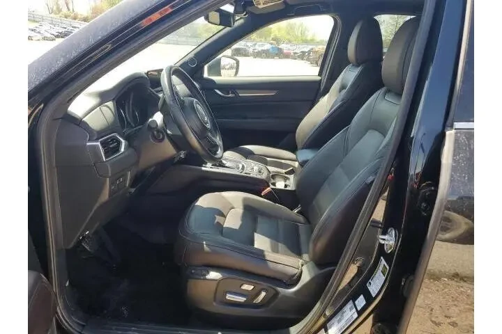 $23900 : 2019 CX-5 Diesel Signature image 8