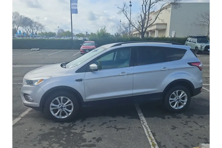 $12000 : Ford Escape 2018 AWD SE 4dr image 5