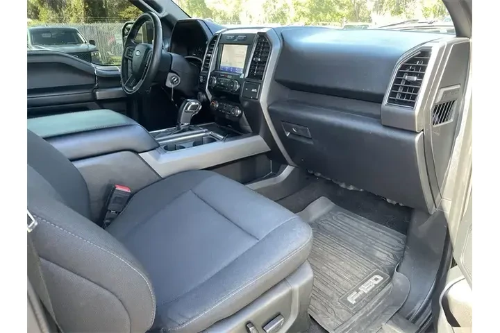 $33221 : Ford F-150 2020 4x4 XL 4dr S image 10