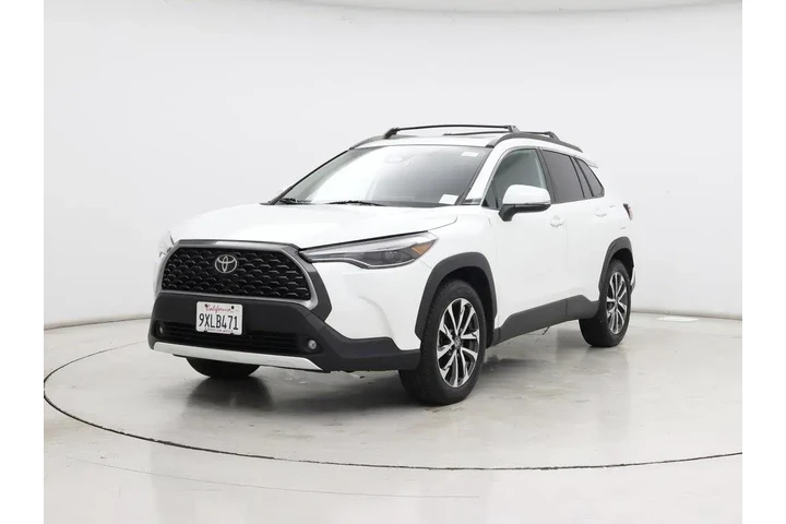$28998 : Toyota Corolla Cross 2024 AW image 4