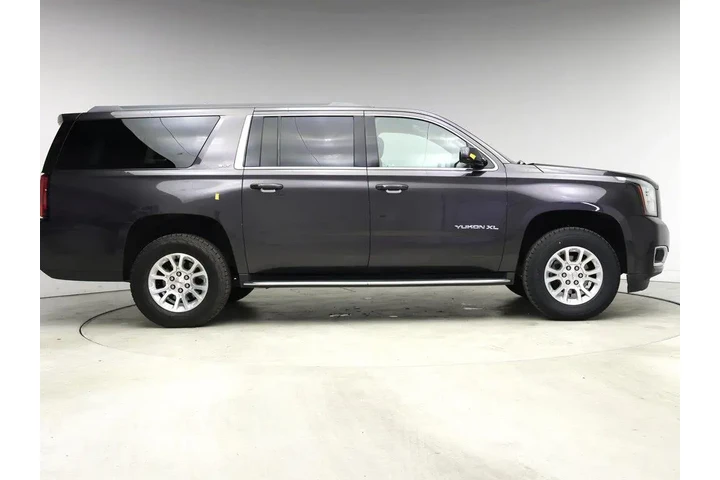 $34998 : GMC Yukon XL 2017 4x4 SLT 4d image 7