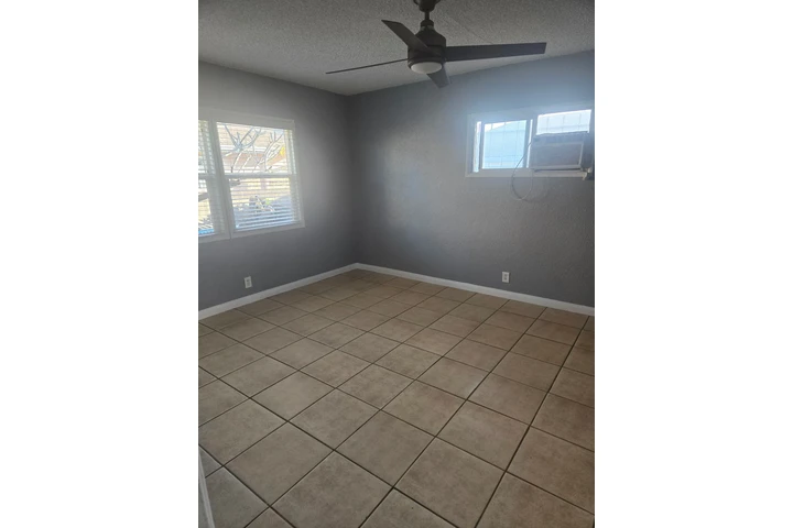 $2100 : Apartamento por renta image 6