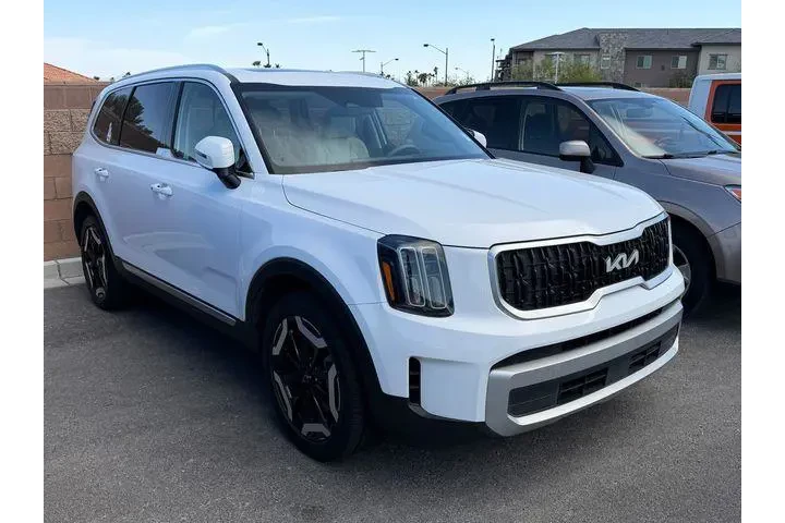 $33930 : Kia Telluride 2024 EX 4dr SU image 5