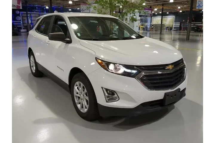 $16500 : Chevrolet Equinox 2021 4x4 L image 4