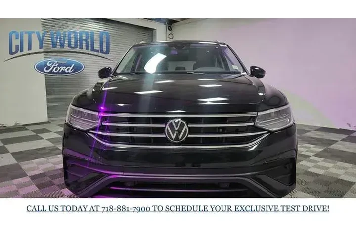 $22967 : Volkswagen Tiguan 2024 SE 4d image 3