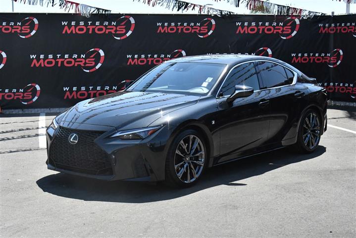 $43995 : IS IS 350 F SPORT image 3