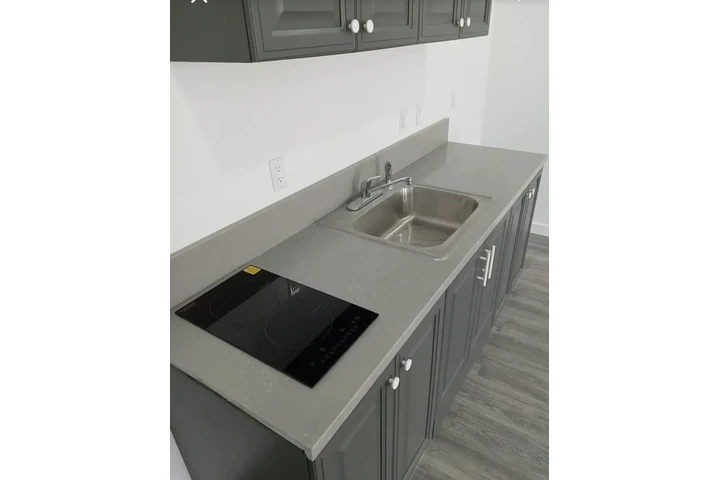 $1300 : Un Tremendo lugar en alquile image 1